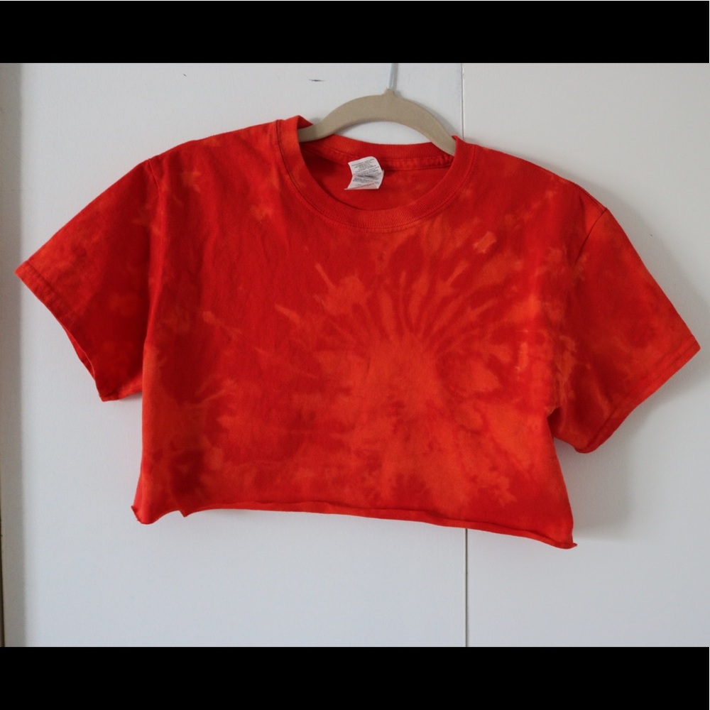 Bleached Red Crop Top - Picture 3 of 3